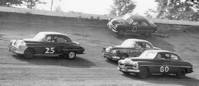 Dick Linder wins the eleventh race of the 1950 season.